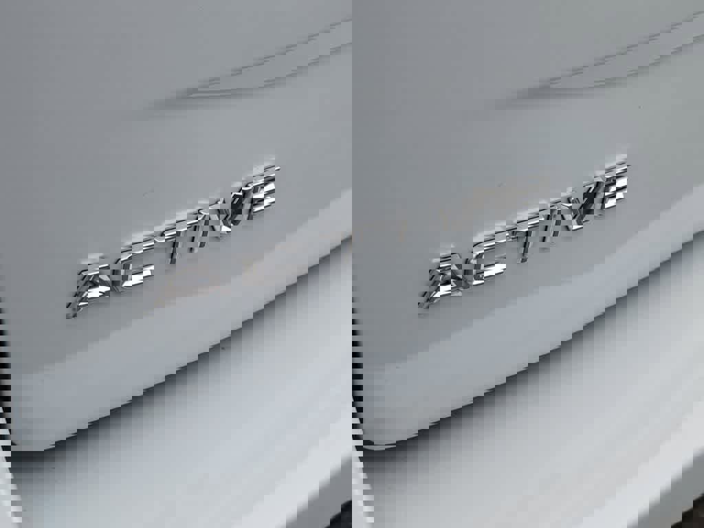 Used 2025 Ford Expedition Max Active image 5