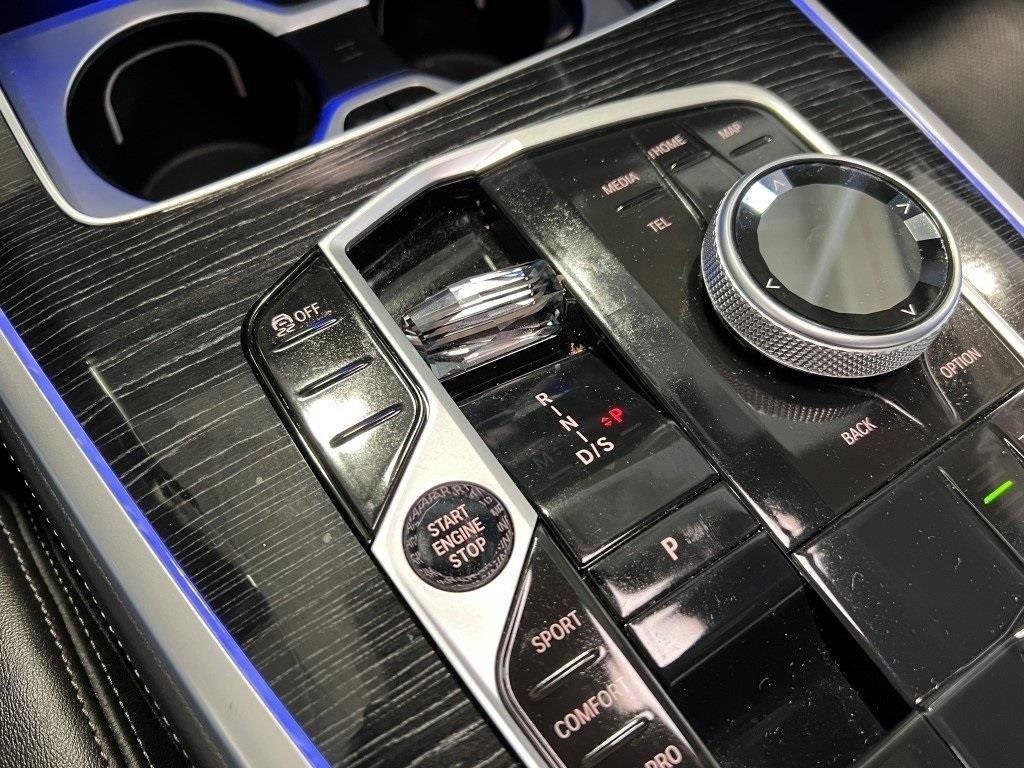 Used 2024 BMW X7 M60i w/ Executive Package image 52