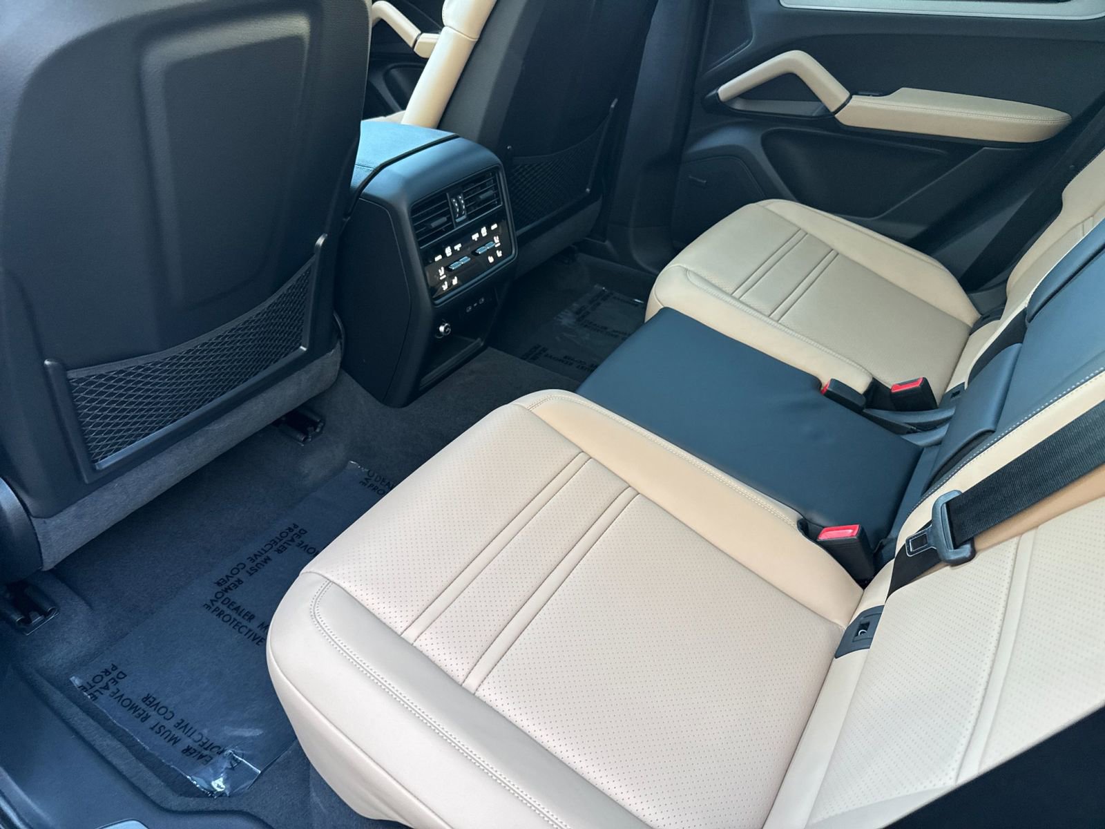 New 2026 Porsche Cayenne Coupe image 14