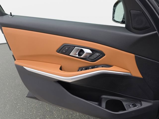 Used 2024 BMW 330i xDrive 330i xDrive w/ Convenience Package image 24