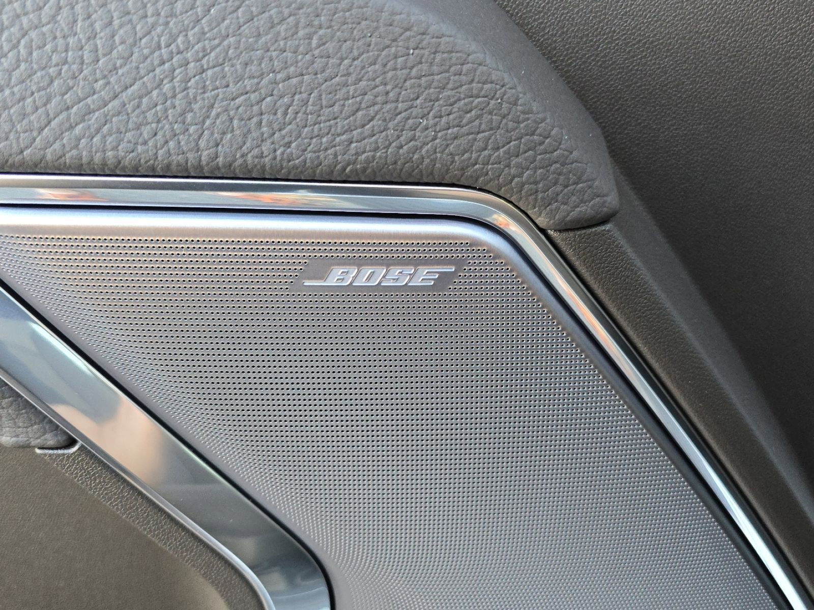 New 2026 GMC Sierra 2500 Denali w/ Denali Reserve Package image 17