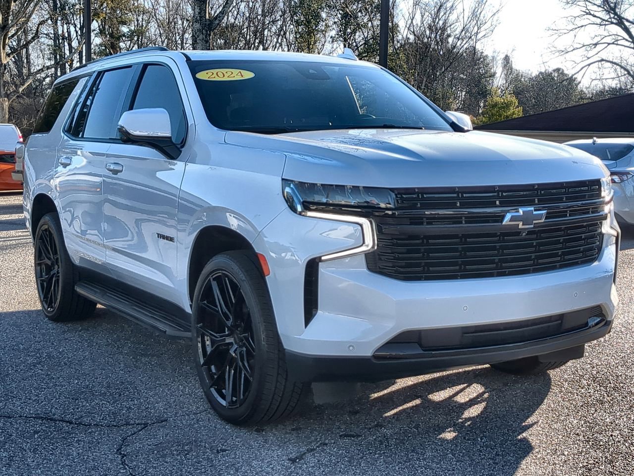 Used 2024 Chevrolet Tahoe RST w/ Luxury Package RWD image 2