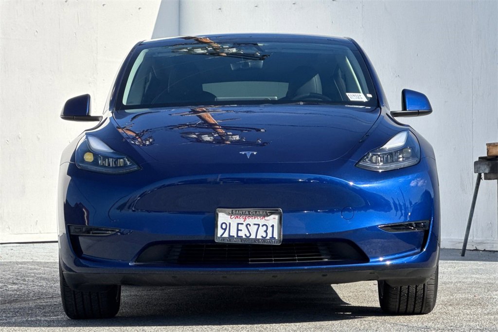 Used 2024 Tesla Model Y 2WD image 9
