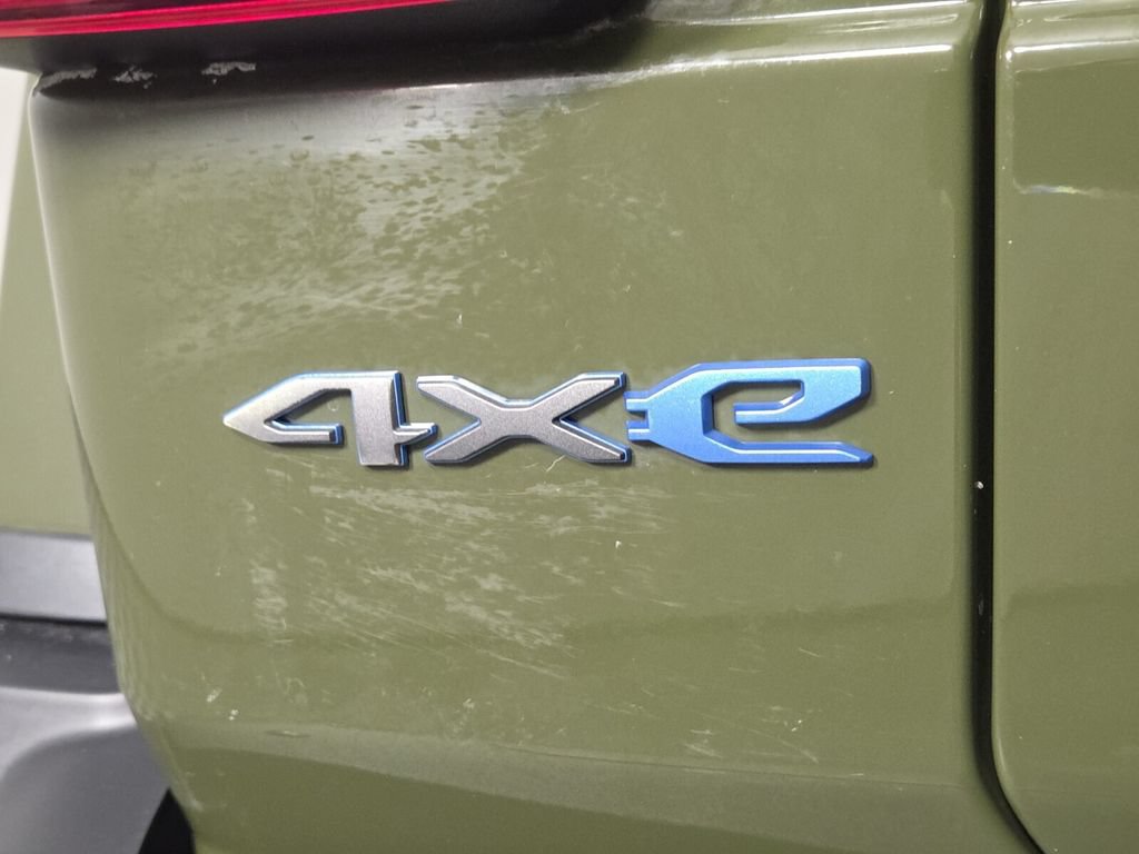 Used 2024 Jeep Wrangler Unlimited Rubicon 4xe AWD/4WD image 31