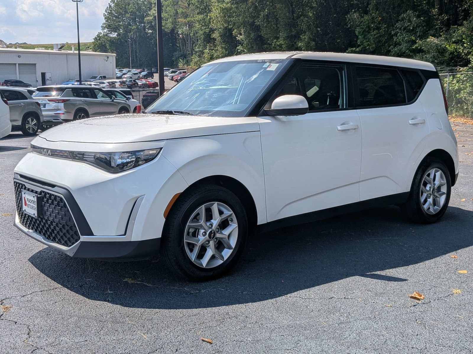 Used 2024 Kia Soul LX w/ Option Group 015 FWD image 7