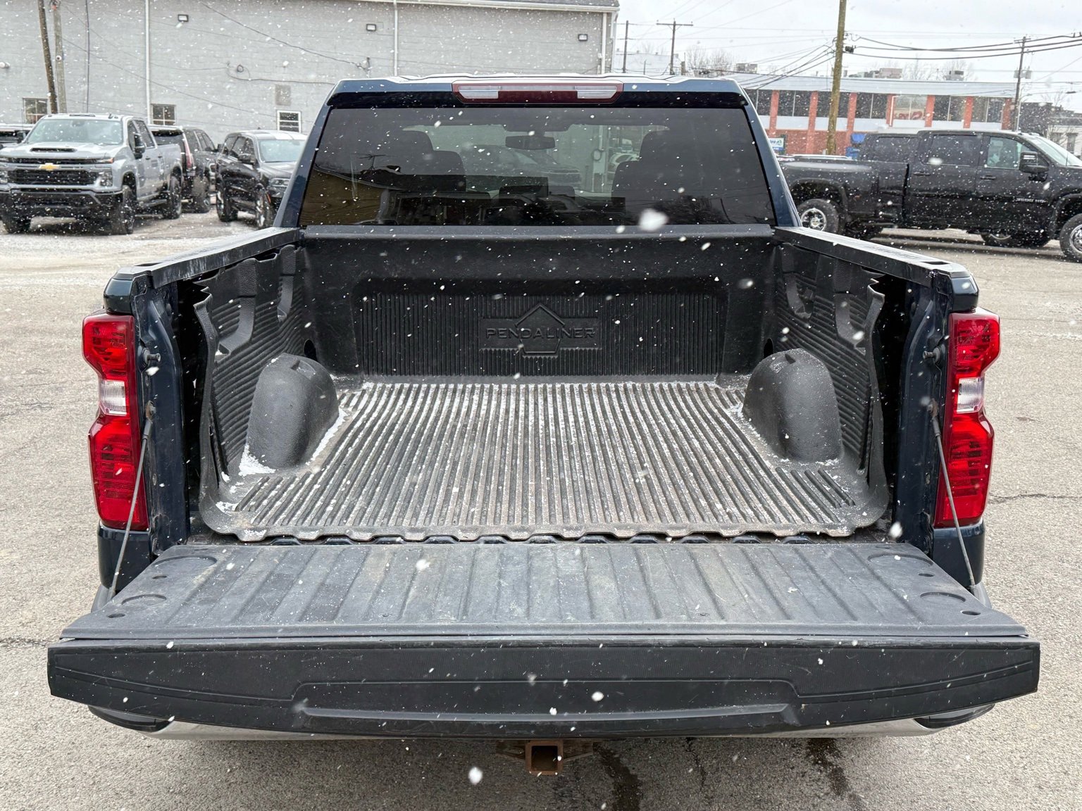 Used 2020 Chevrolet Silverado 1500 LT image 28