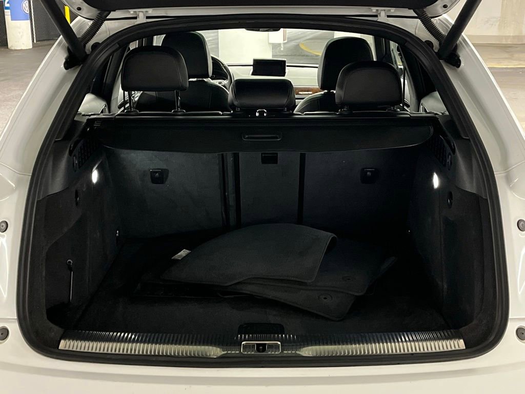 Used 2018 Audi Q3 2.0T Premium Plus w/ Premium Plus Package image 37