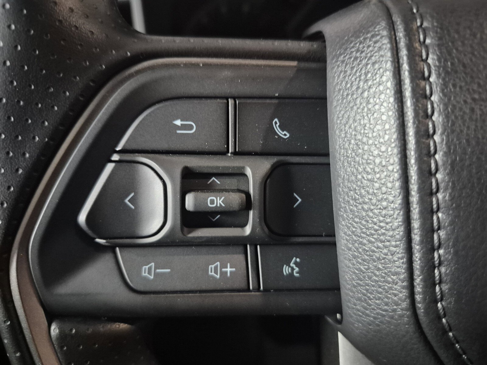 New 2026 Toyota Tundra SR5 image 25