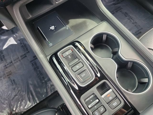 Certified 2024 Honda Pilot Elite image 32