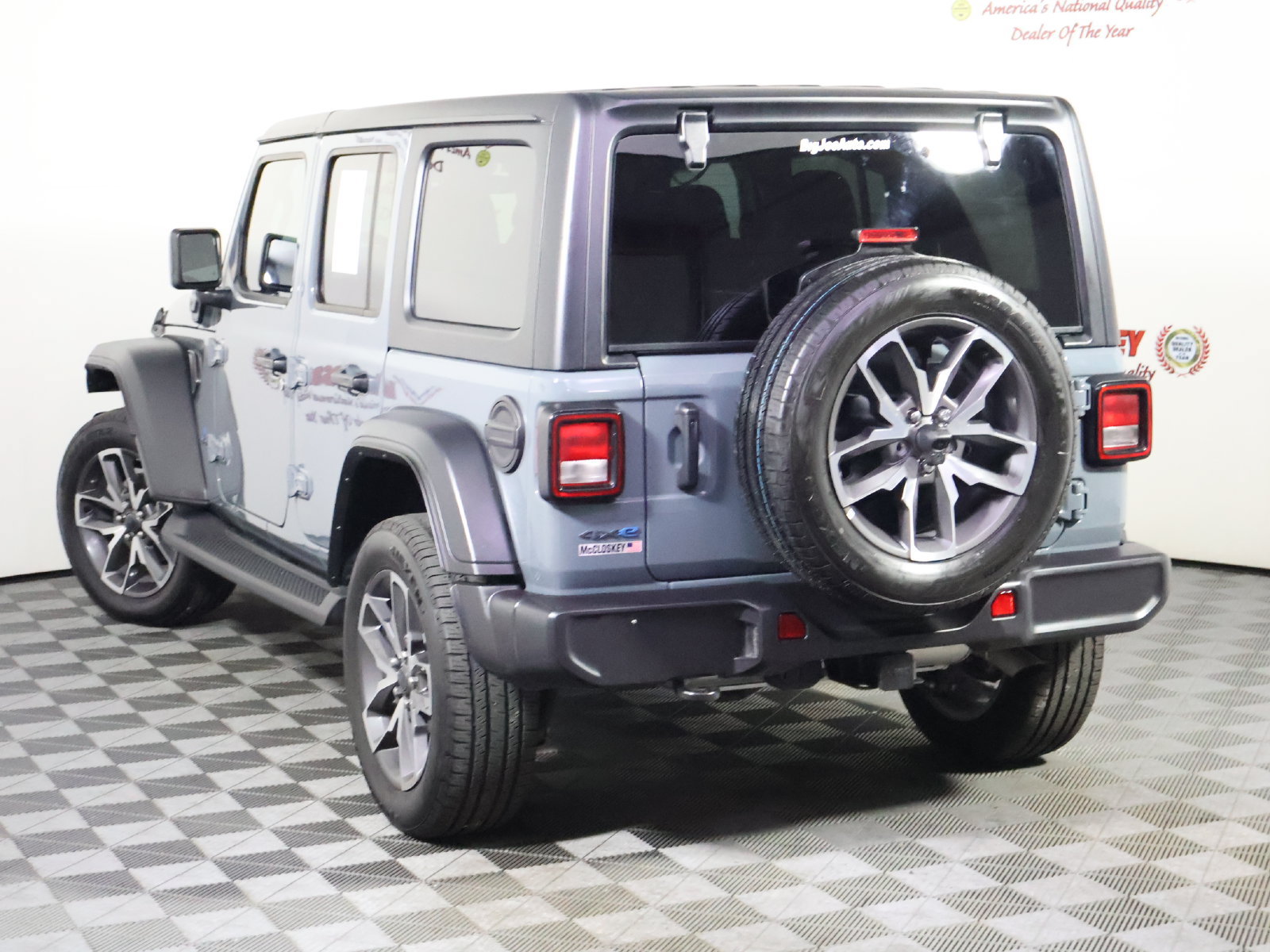 Used 2025 Jeep Wrangler Unlimited Sport S 4xe w/ Convenience Group AWD/4WD image 12