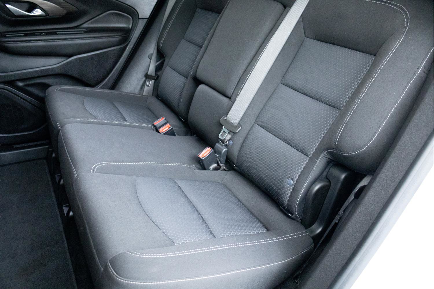 Used 2022 GMC Terrain SLE w/ Driver Convenience Package image 25