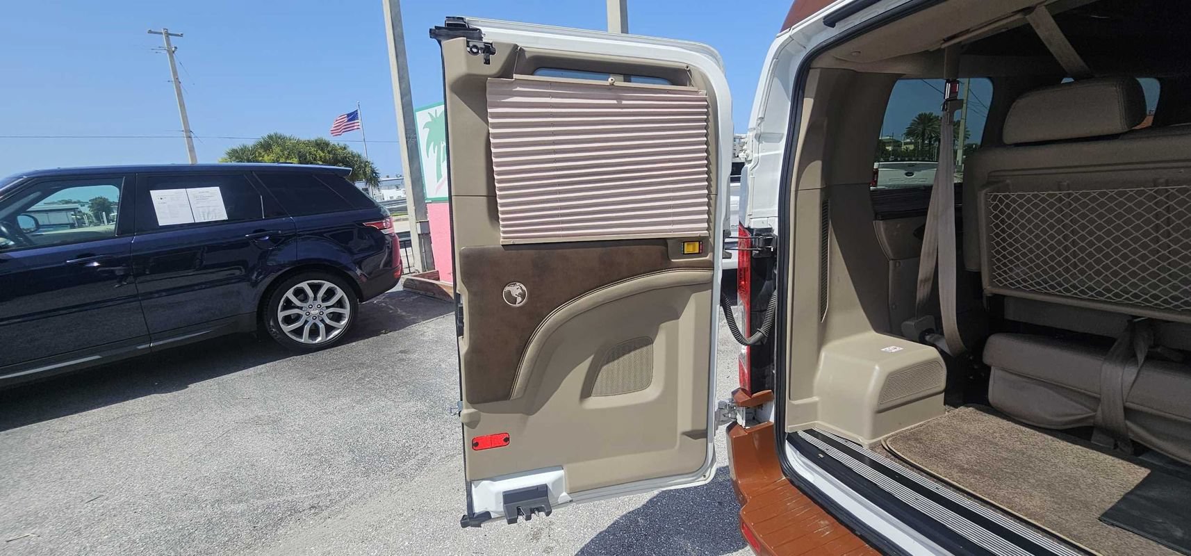 Used 2016 Ford Transit 150 XLT RWD image 24