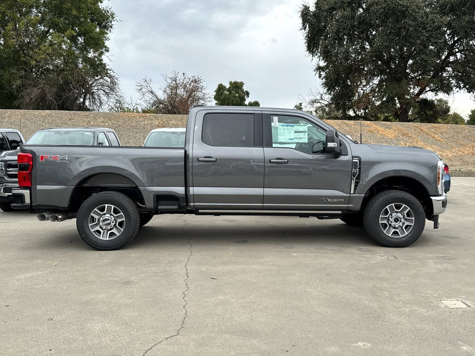 New 2026 Ford F250 Lariat w/ FX4 Off-Road Package image 2