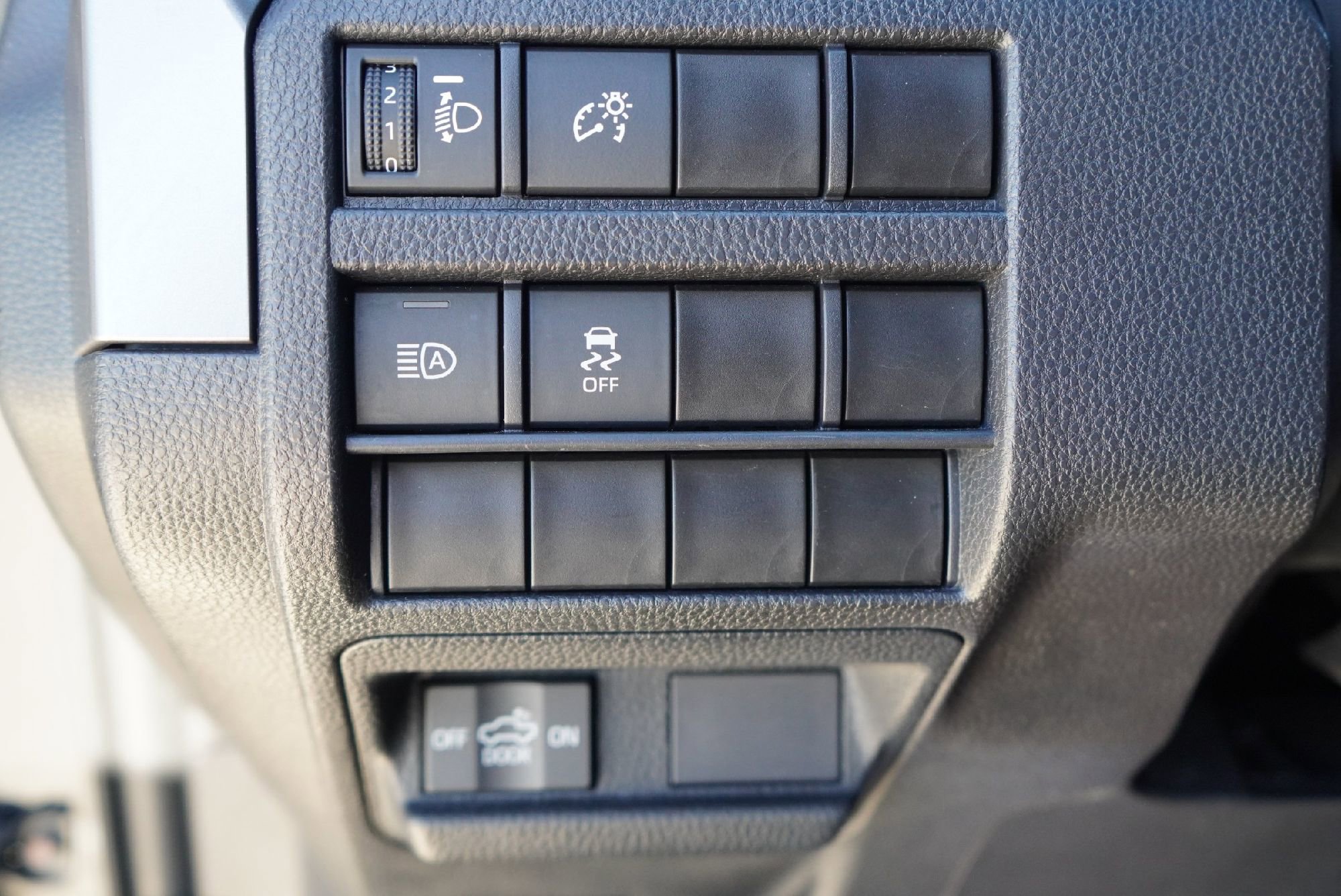 Used 2024 Toyota Tacoma SR5 image 18