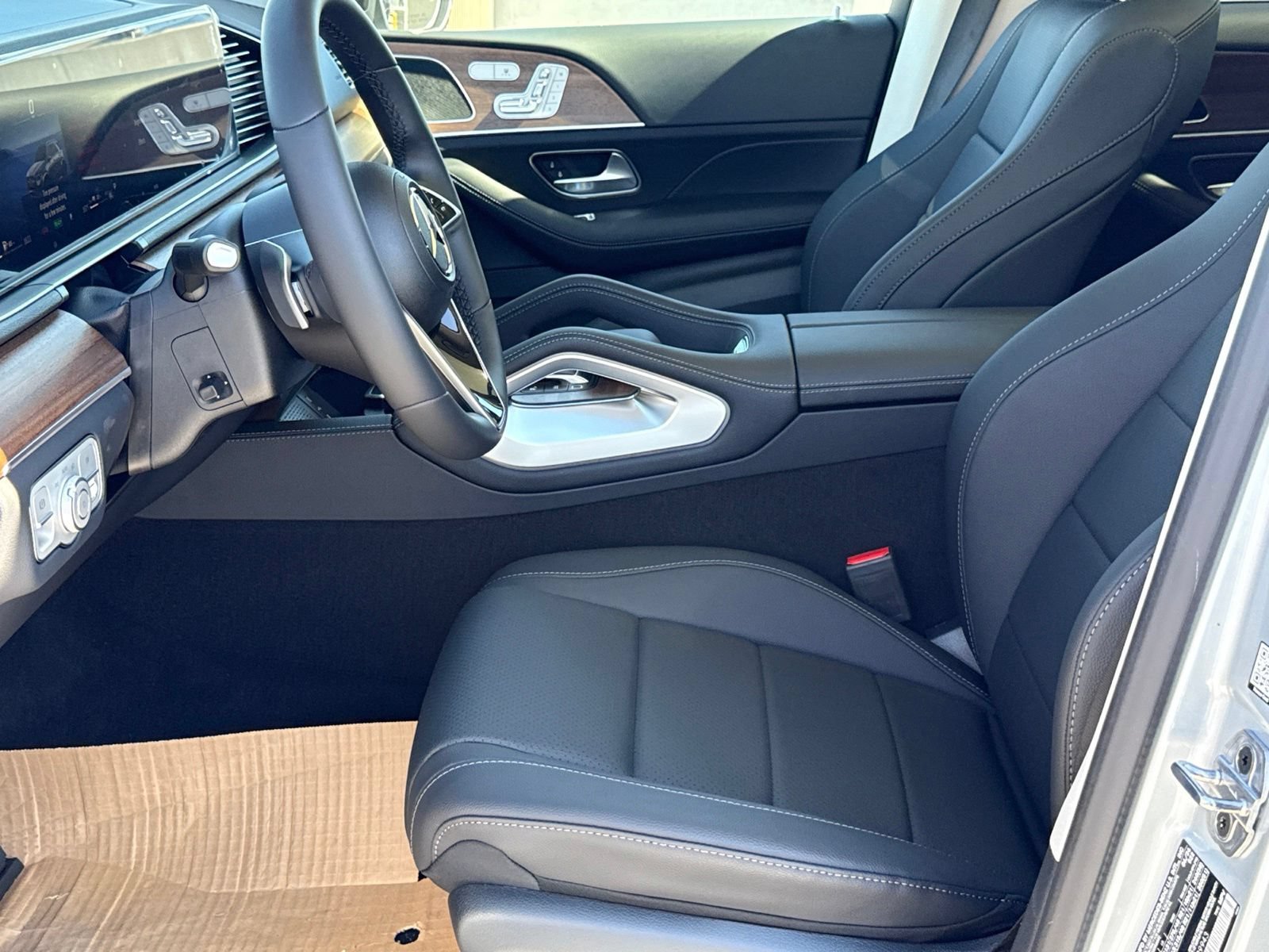 New 2026 Mercedes-Benz GLE 450e 4MATIC image 19