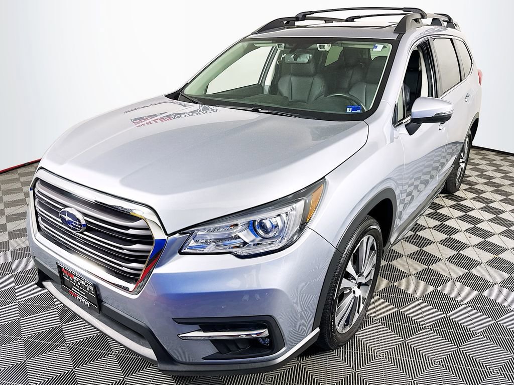 Used 2022 Subaru Ascent Limited w/ Technology Package AWD/4WD image 3
