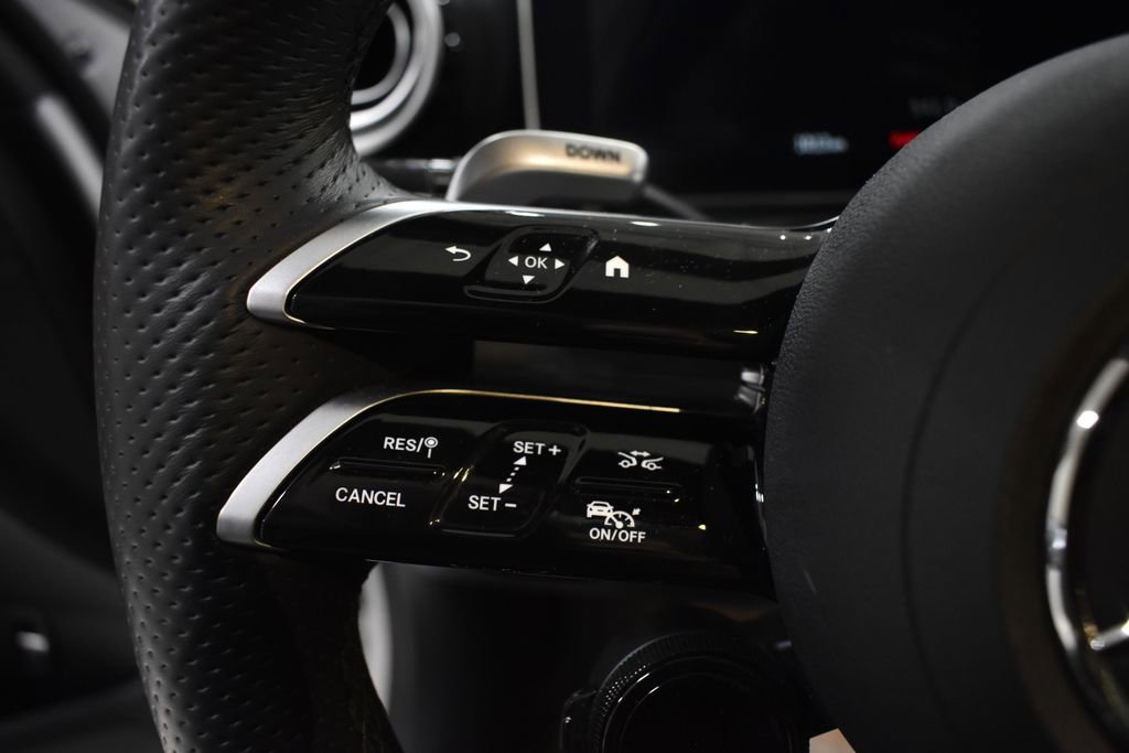 Certified 2023 Mercedes-Benz C 43 AMG 4MATIC Sedan image 41