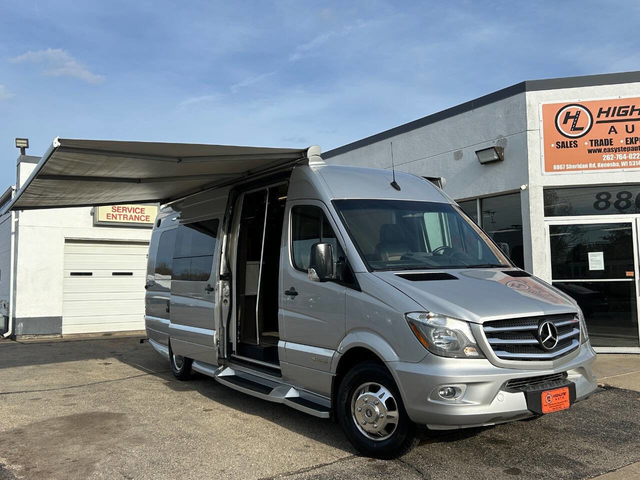 Used 2017 Mercedes-Benz Sprinter 3500 image 20