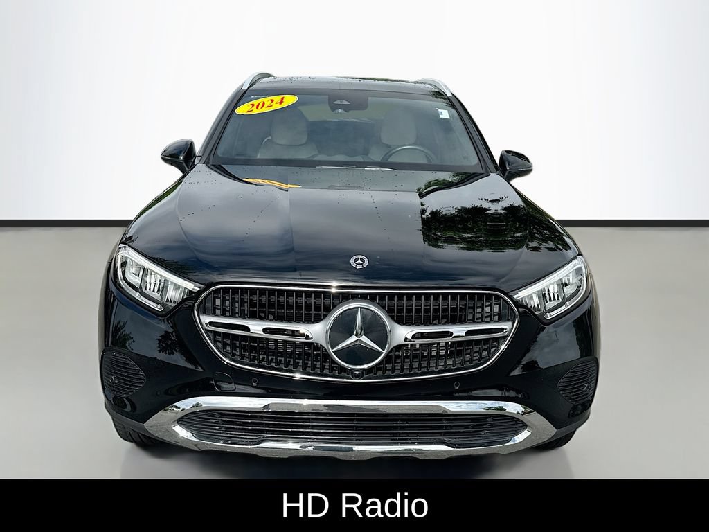 Used 2024 Mercedes-Benz GLC 300 4MATIC image 2