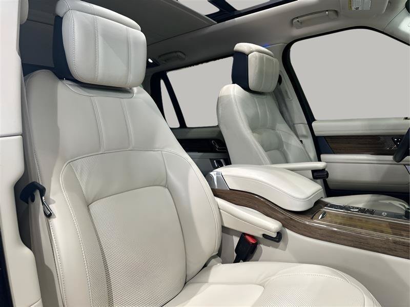 Used 2019 Land Rover Range Rover Long Wheelbase Supercharged AWD/4WD image 25