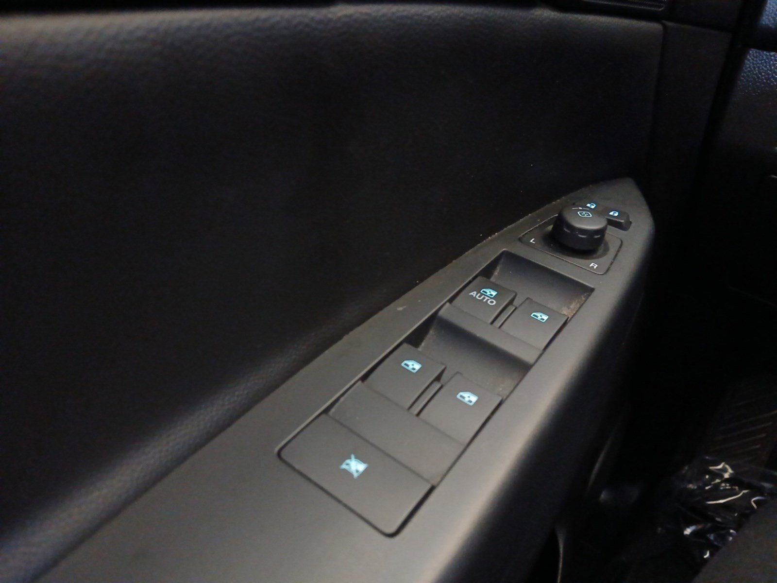 Used 2015 Chevrolet Captiva Sport LTZ image 20