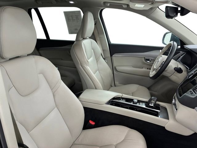 Used 2023 Volvo XC90 B5 Core image 14
