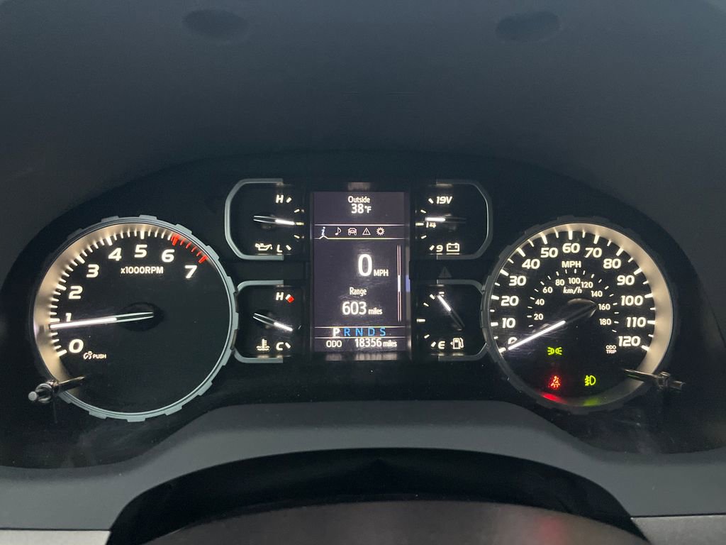 Used 2020 Toyota Tundra Limited image 16