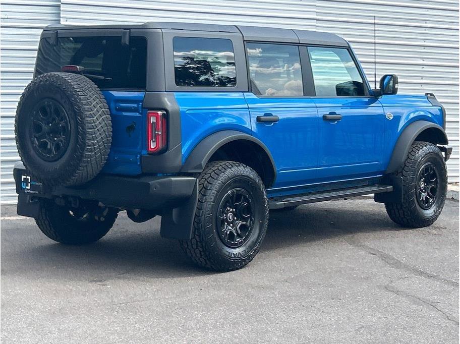 Used 2022 Ford Bronco Wildtrak image 3