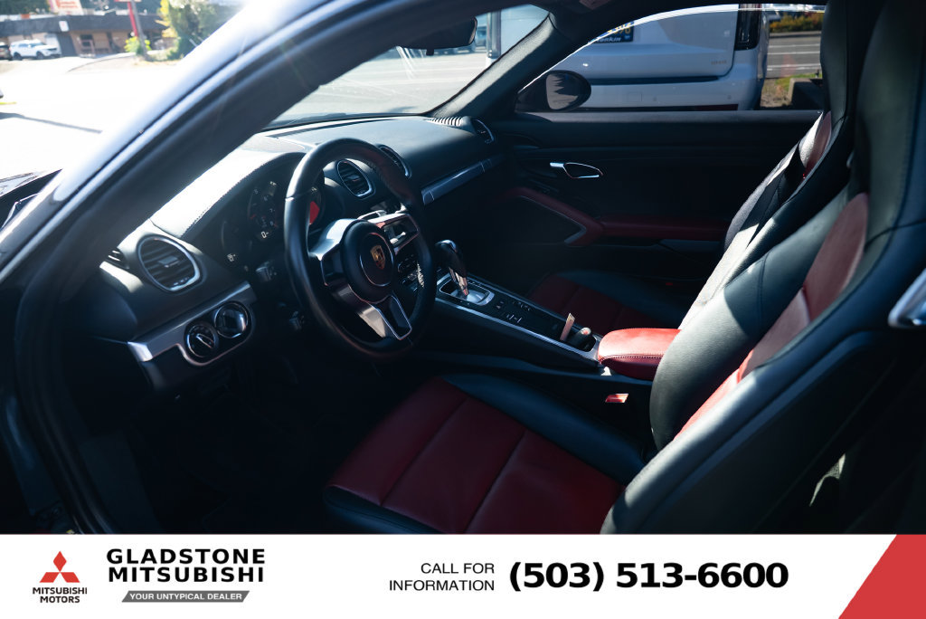 Used 2018 Porsche 718 Cayman RWD image 20