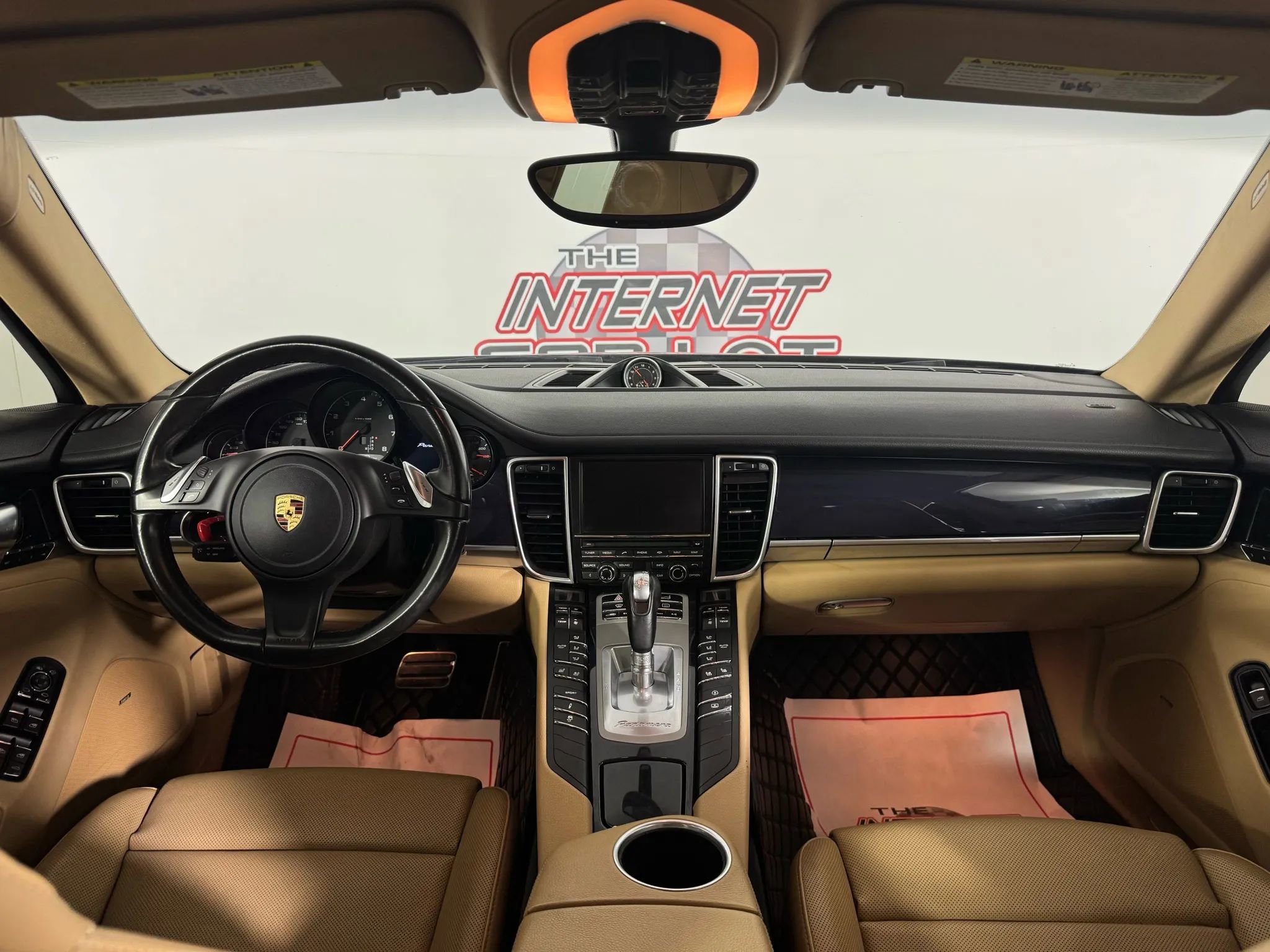 Used 2016 Porsche Panamera image 11