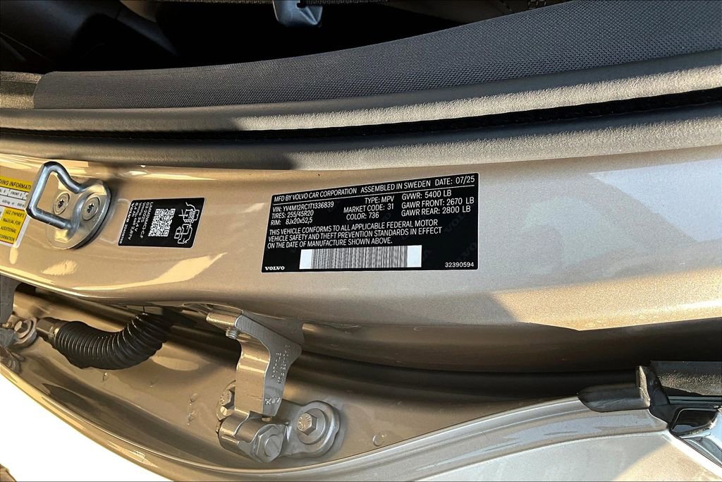 New 2026 Volvo XC60 B5 Plus w/ Protection Package Premier image 22