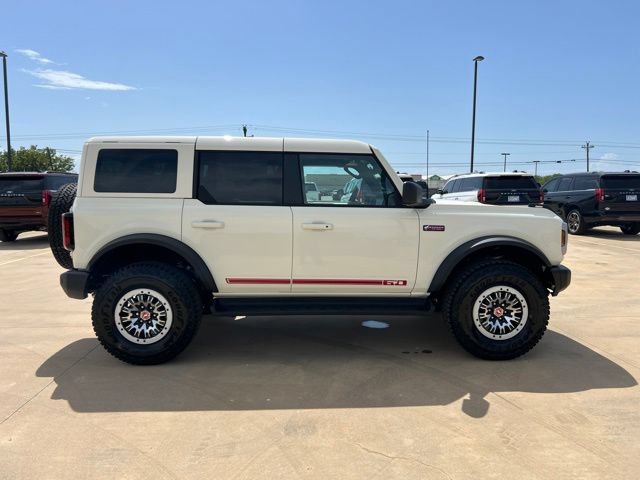 New 2026 Ford Bronco Outer Banks w/ Sasquatch Package AWD/4WD image 8