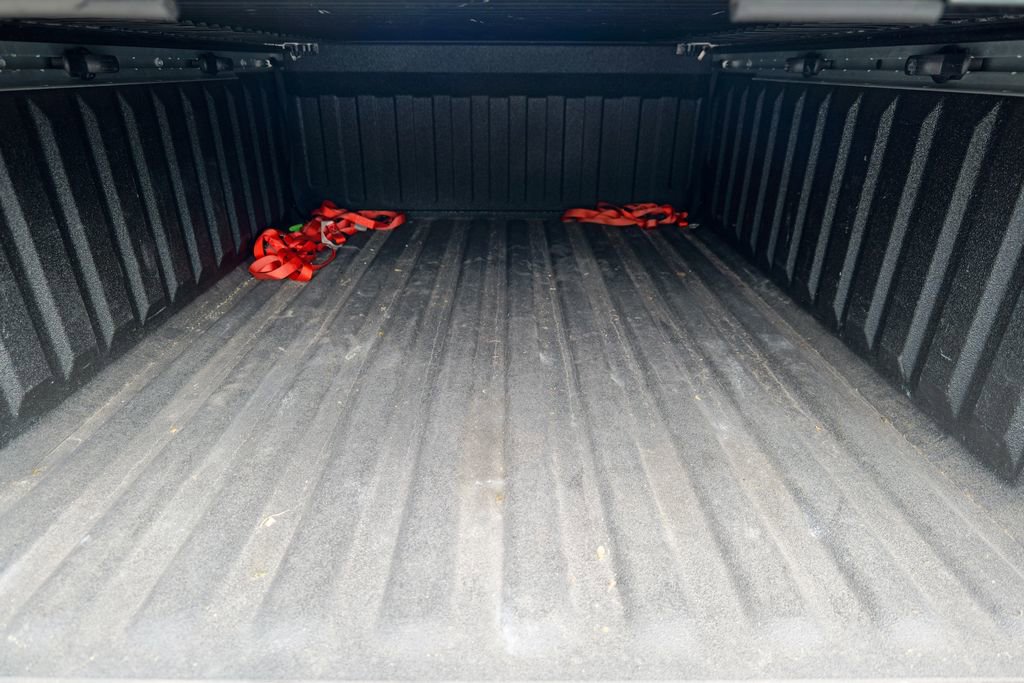 Used 2023 RAM 1500 Laramie AWD/4WD image 9