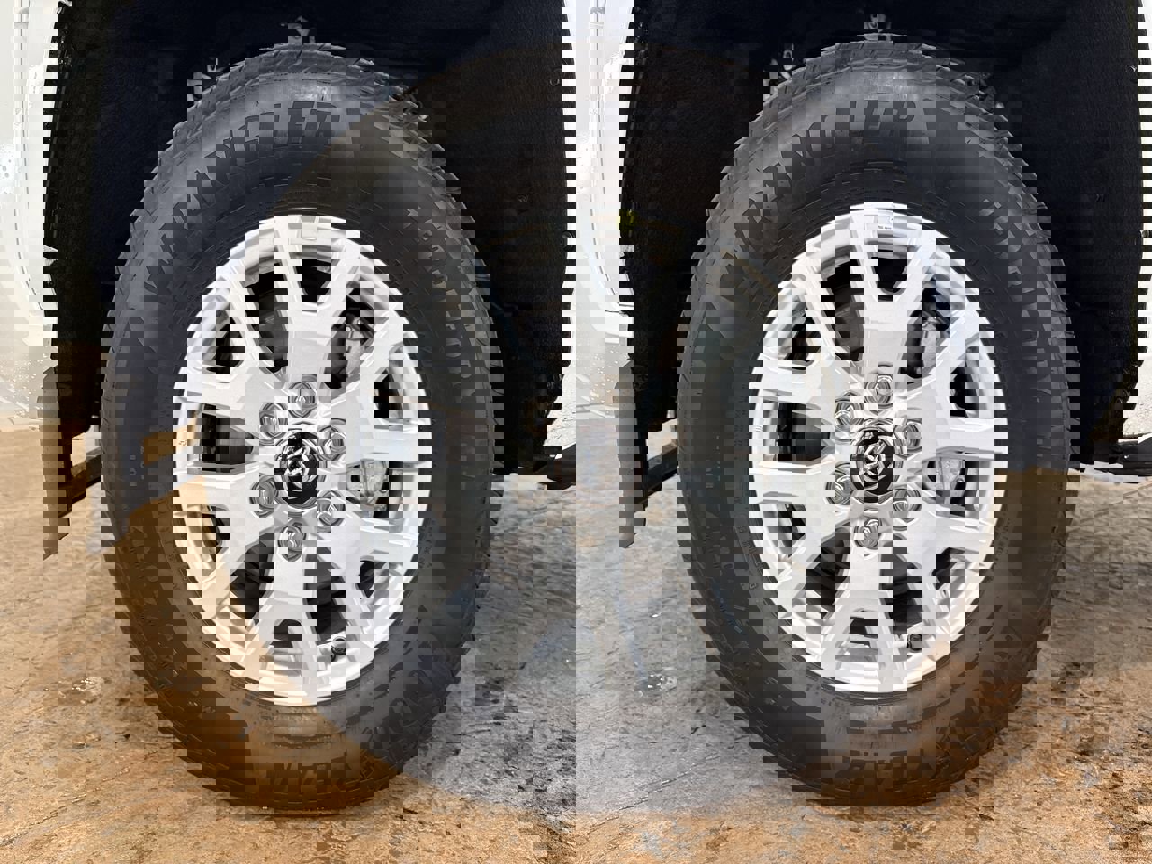 Certified 2025 Toyota Tacoma SR5 image 10