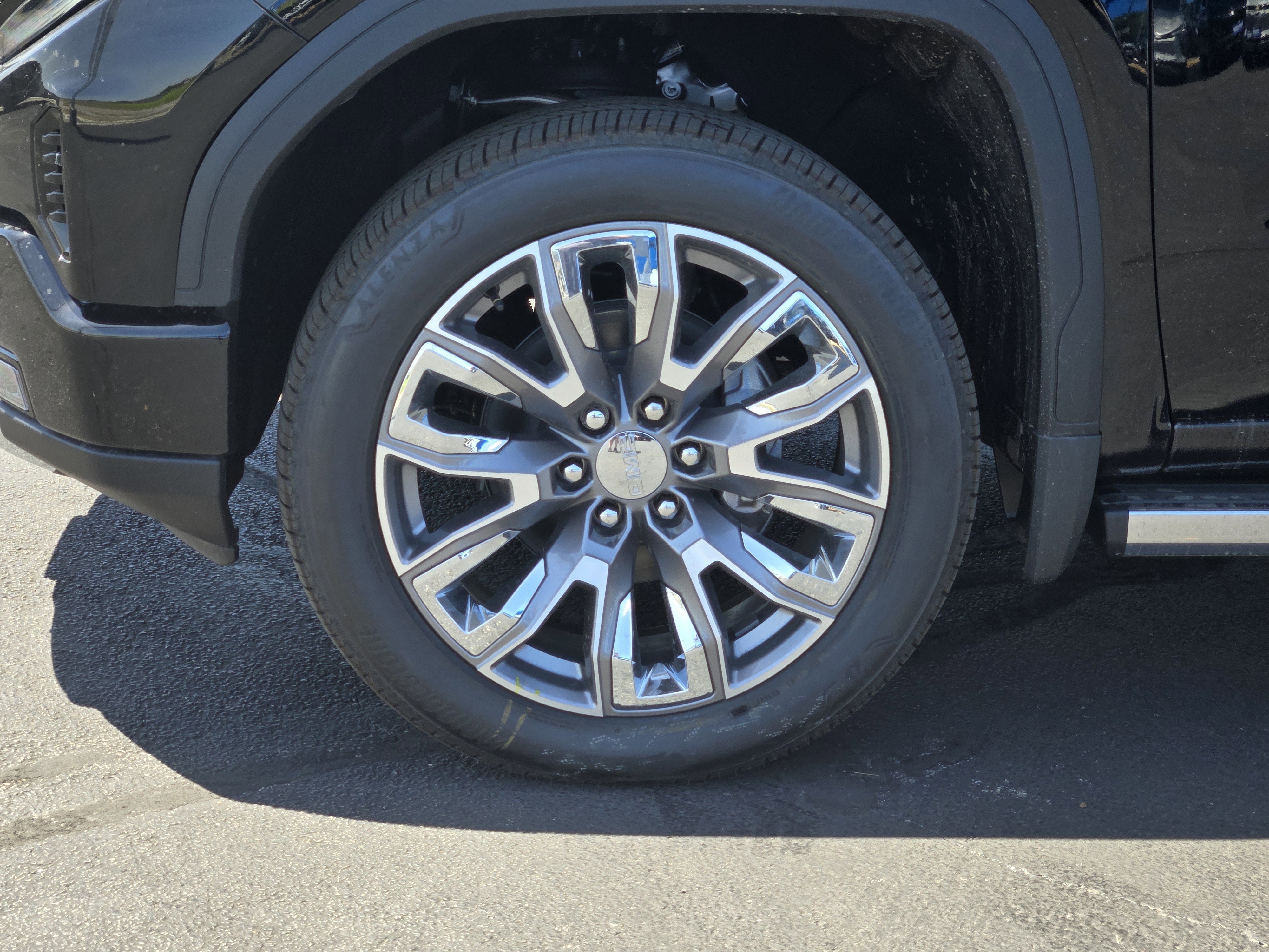 New 2025 GMC Sierra 1500 Denali w/ Denali Reserve Package image 8