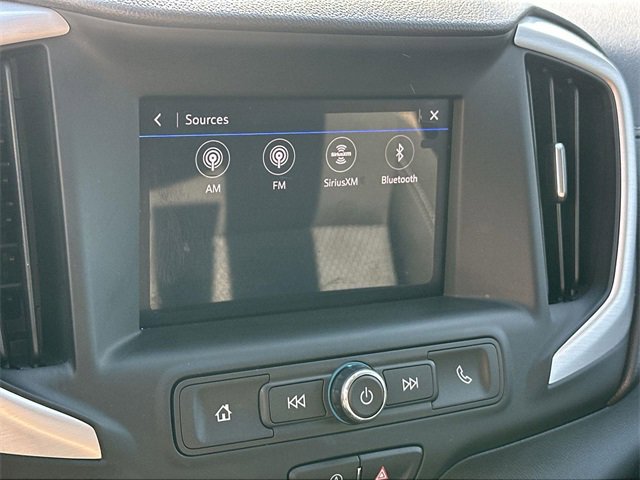 Used 2022 GMC Terrain SLE image 12