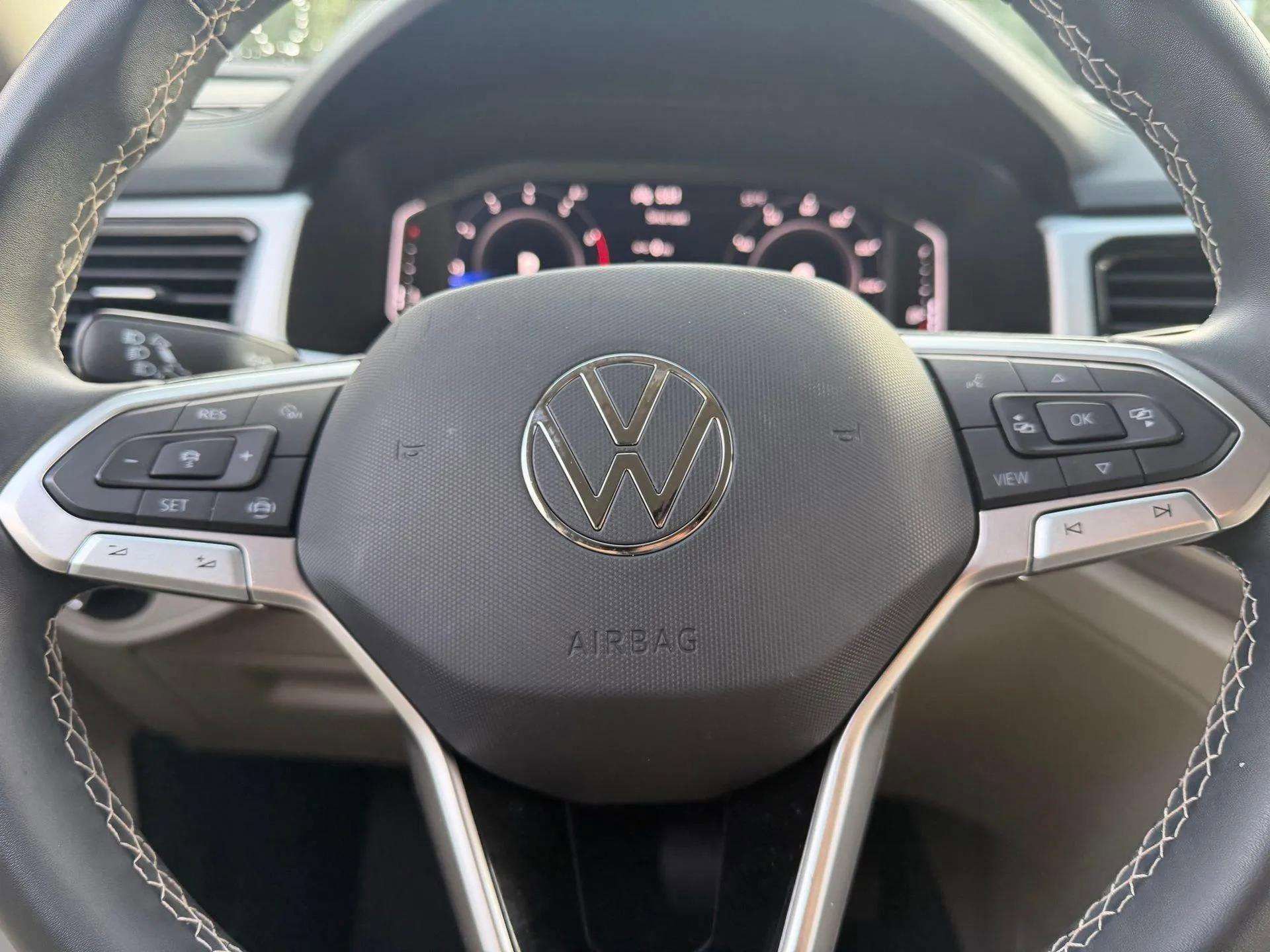 Used 2022 Volkswagen Atlas SE image 48