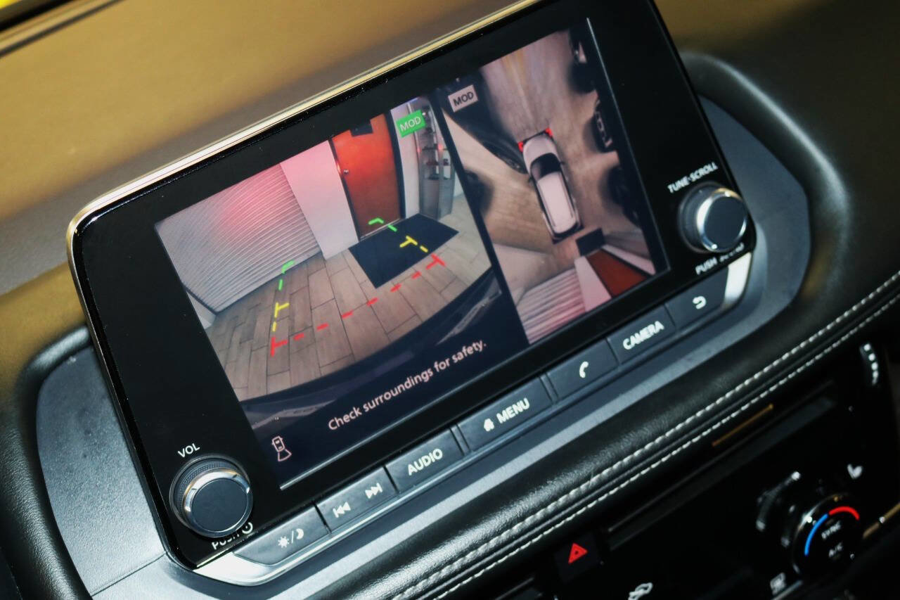 Used 2021 Nissan Rogue SL image 28