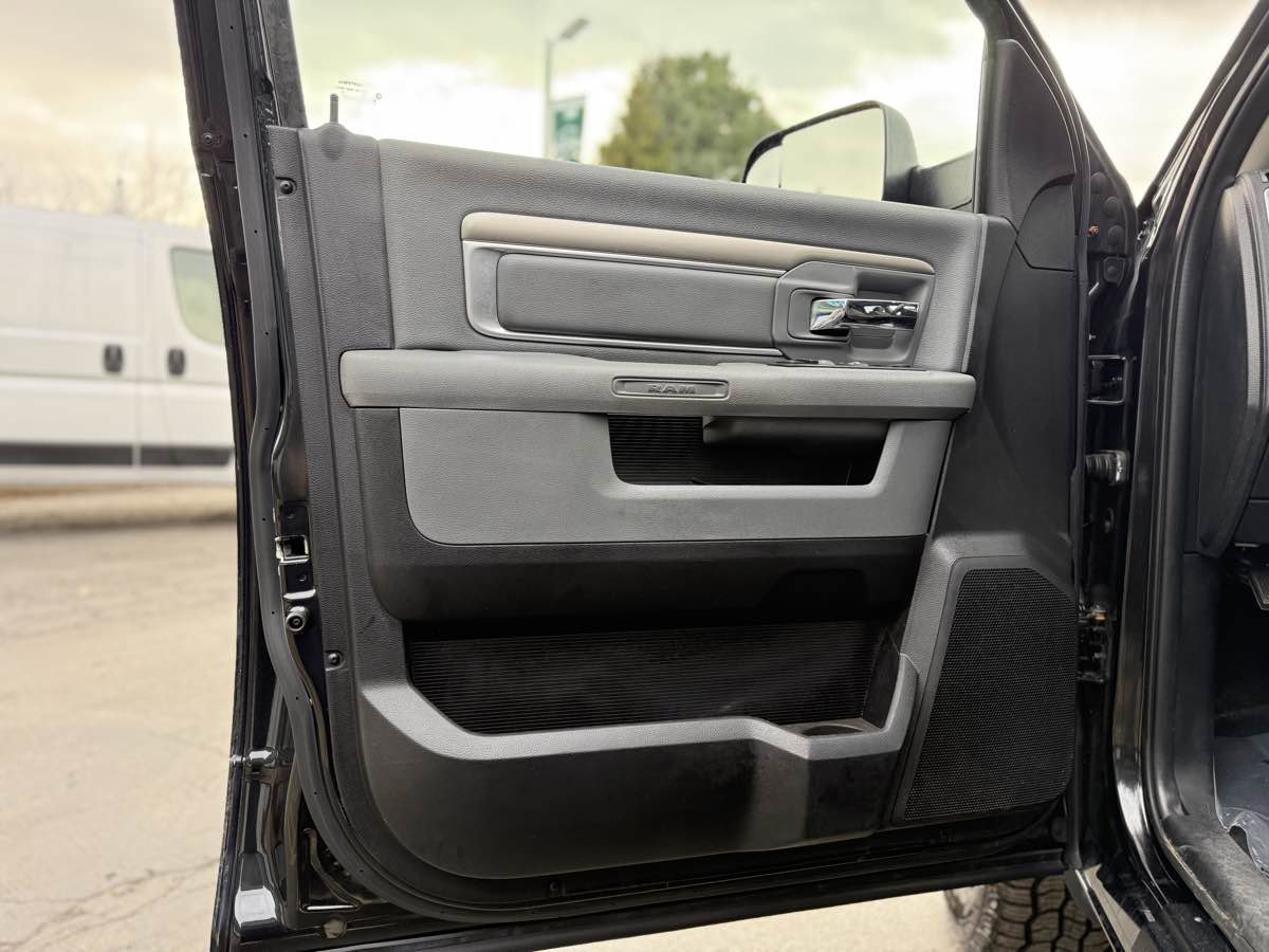 Used 2015 RAM 1500 Big Horn image 15