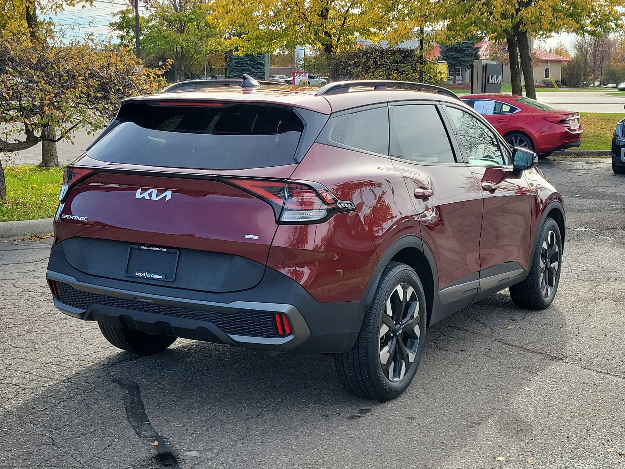 Used 2024 Kia Sportage X-Line w/ X-Line Premium Package AWD/4WD image 4