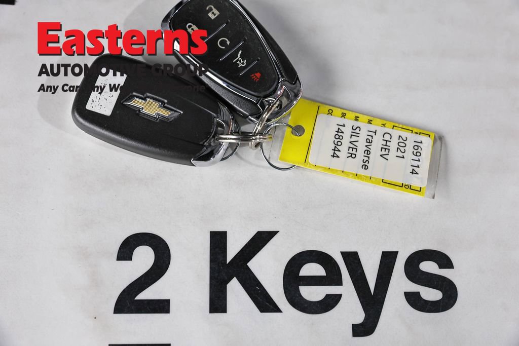 Used 2021 Chevrolet Traverse LT AWD/4WD image 24