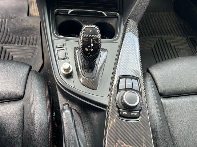 Used 2018 BMW 330i xDrive Sedan w/ Convenience Package image 19