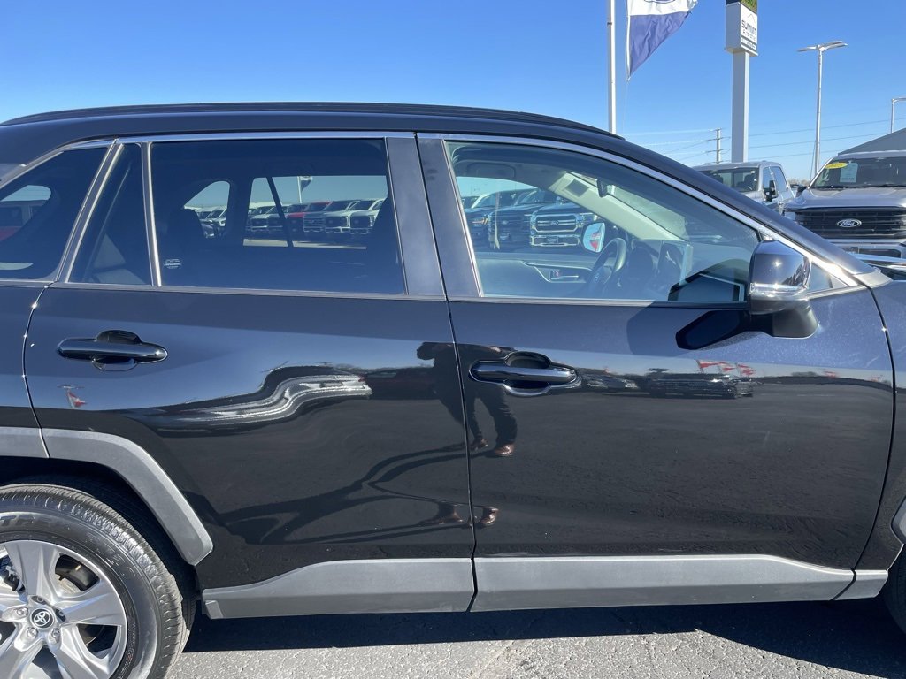 Used 2024 Toyota RAV4 XLE image 33