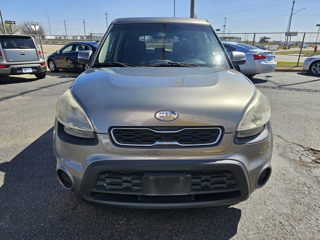 Used 2012 Kia Soul + image 10