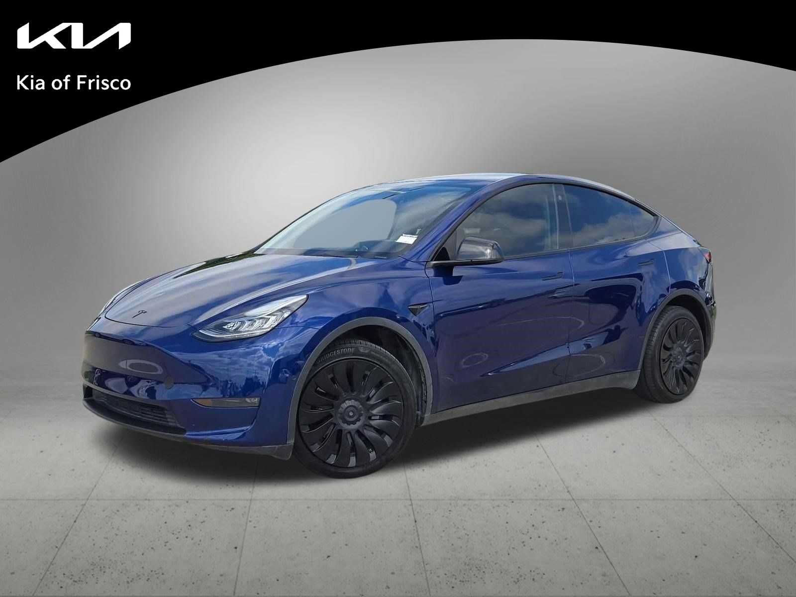 Used 2022 Tesla Model Y Long Range AWD/4WD image 1