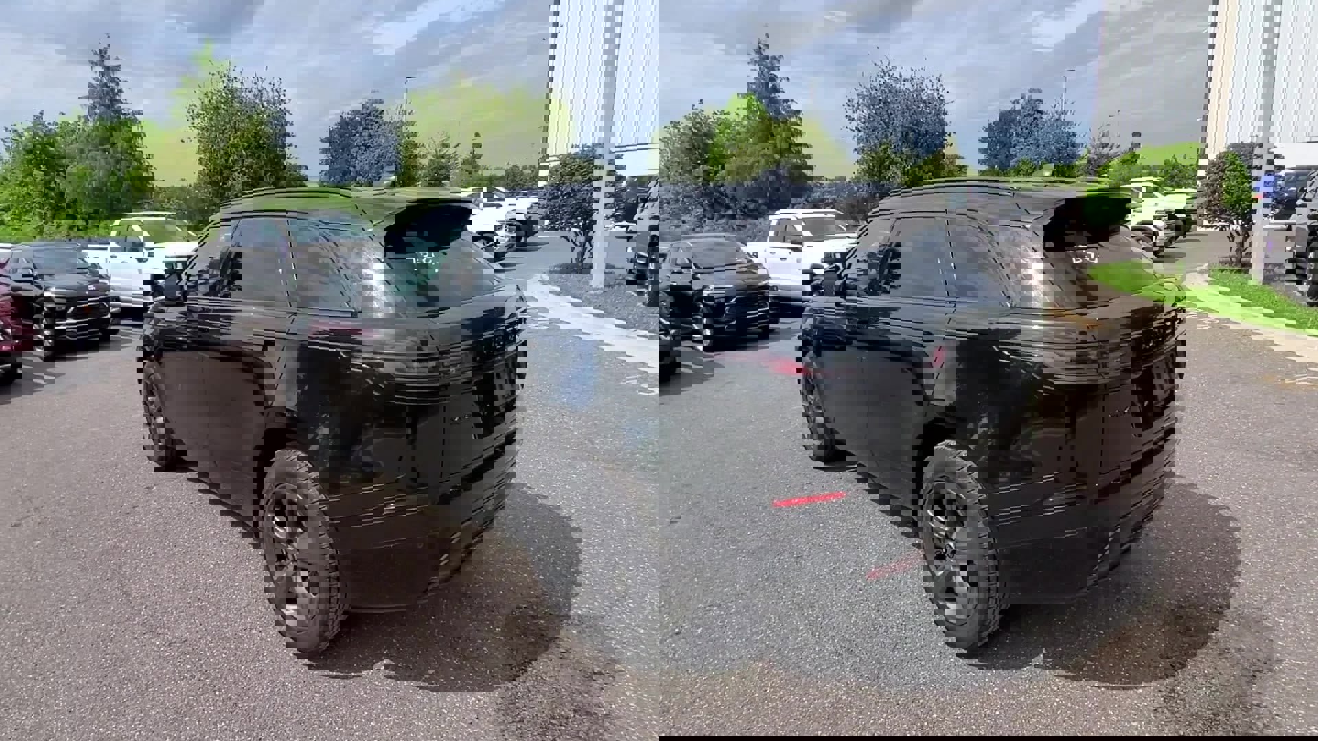 Used 2025 Land Rover Range Rover Velar Dynamic SE image 43