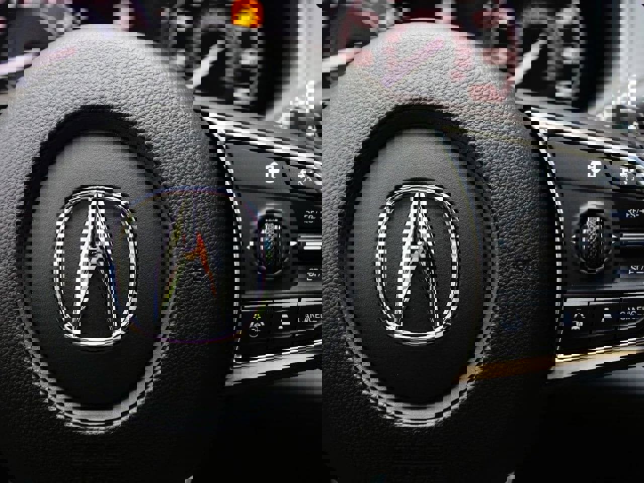 Used 2025 Acura RDX SH-AWD image 34