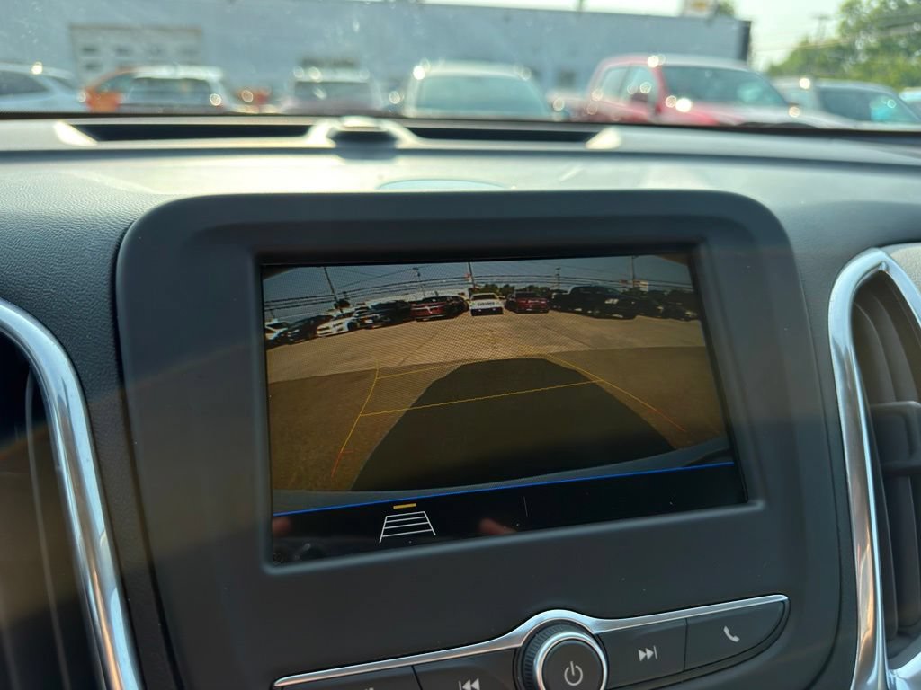 Used 2019 Chevrolet Equinox LS FWD image 5