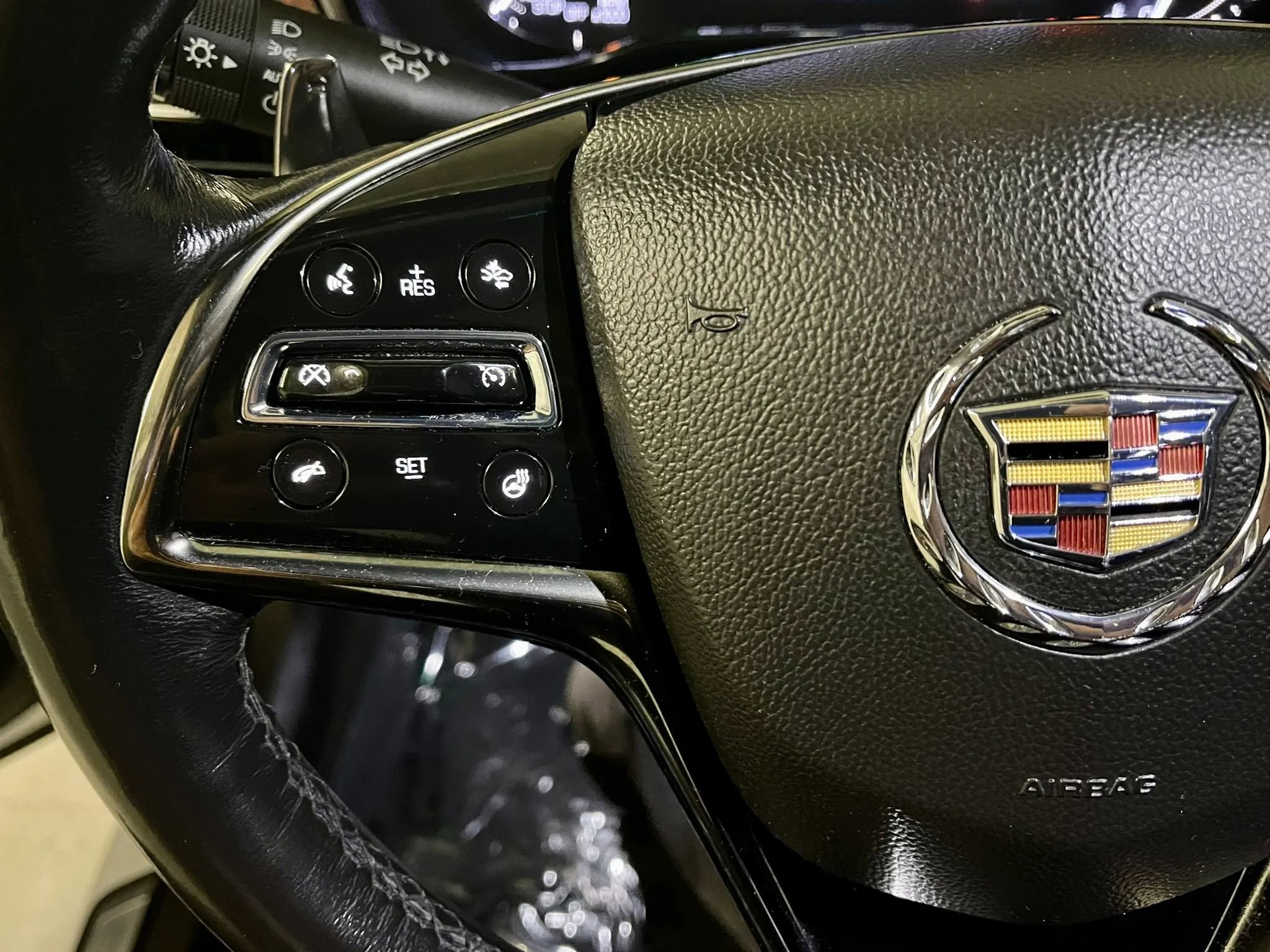 Used 2017 Cadillac CTS Luxury RWD image 23