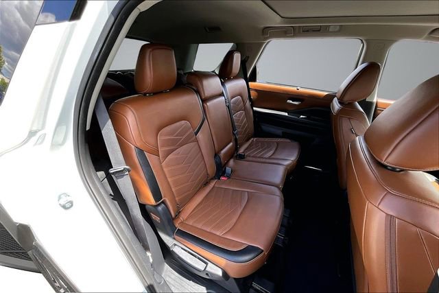 Certified 2023 Nissan Pathfinder Platinum w/ Cargo Package FWD image 25